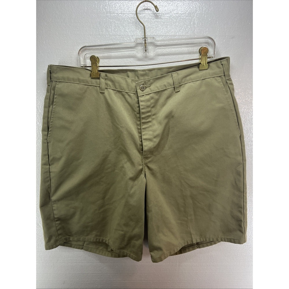EUC Mens Dickies Loose Fit Khaki Work Shorts 10" Inseam Size 38‎
